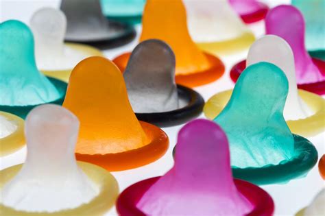 Blowjob ohne Kondom gegen Aufpreis Sexuelle Massage Versoix